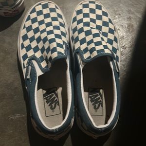 navy blue, vans, no stanes, only worn 10-20 times